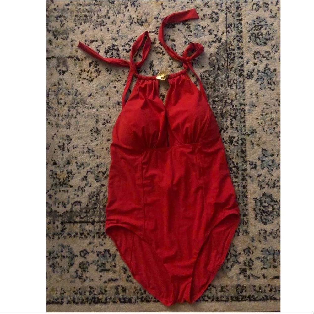Miraclesuit Amoressa sz 14 red one piece swimsuit